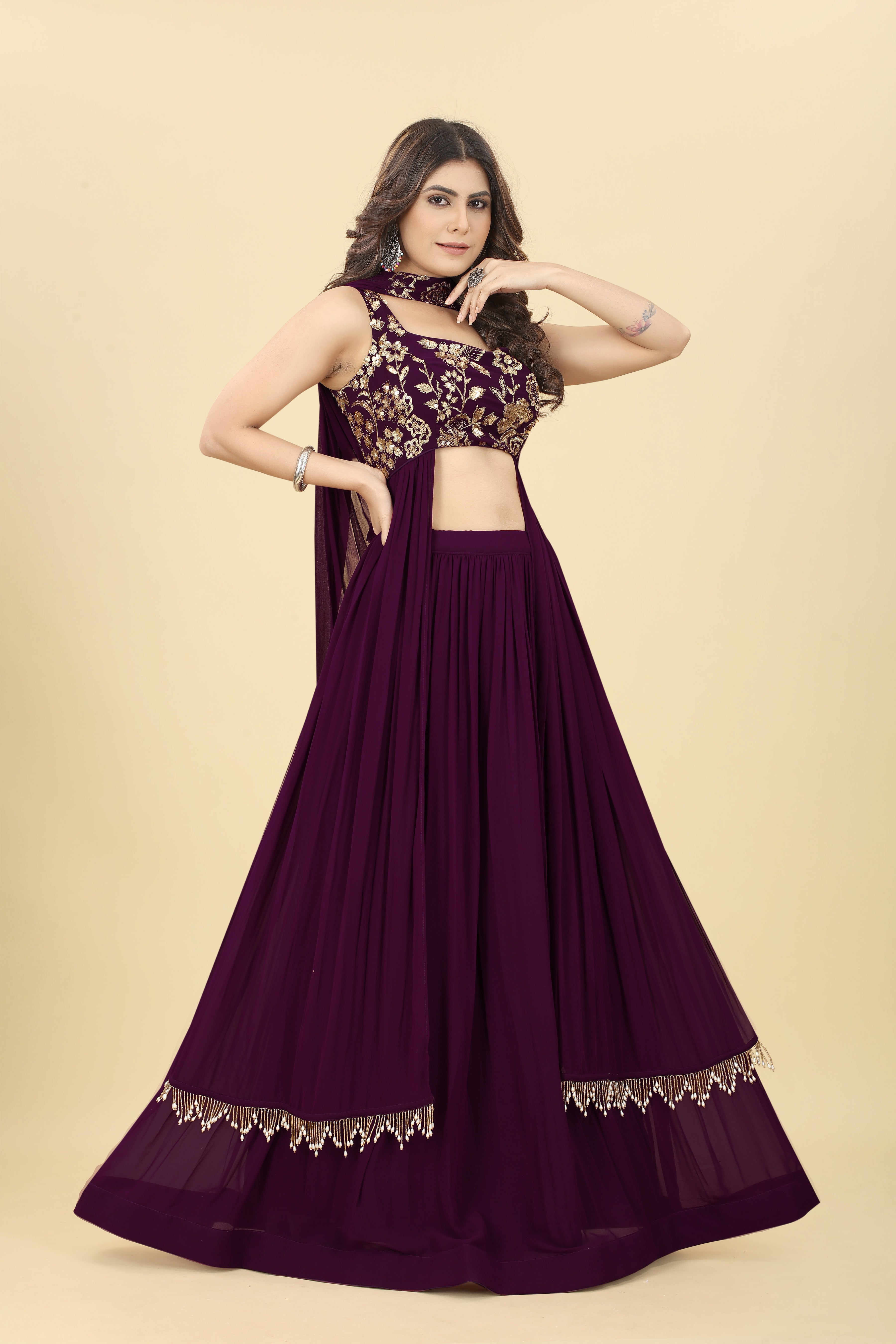 Explore 20+ Best Sleeveless Blouse Designs, Stylish Sleeveless Blouse  Designs @ Weddingwire