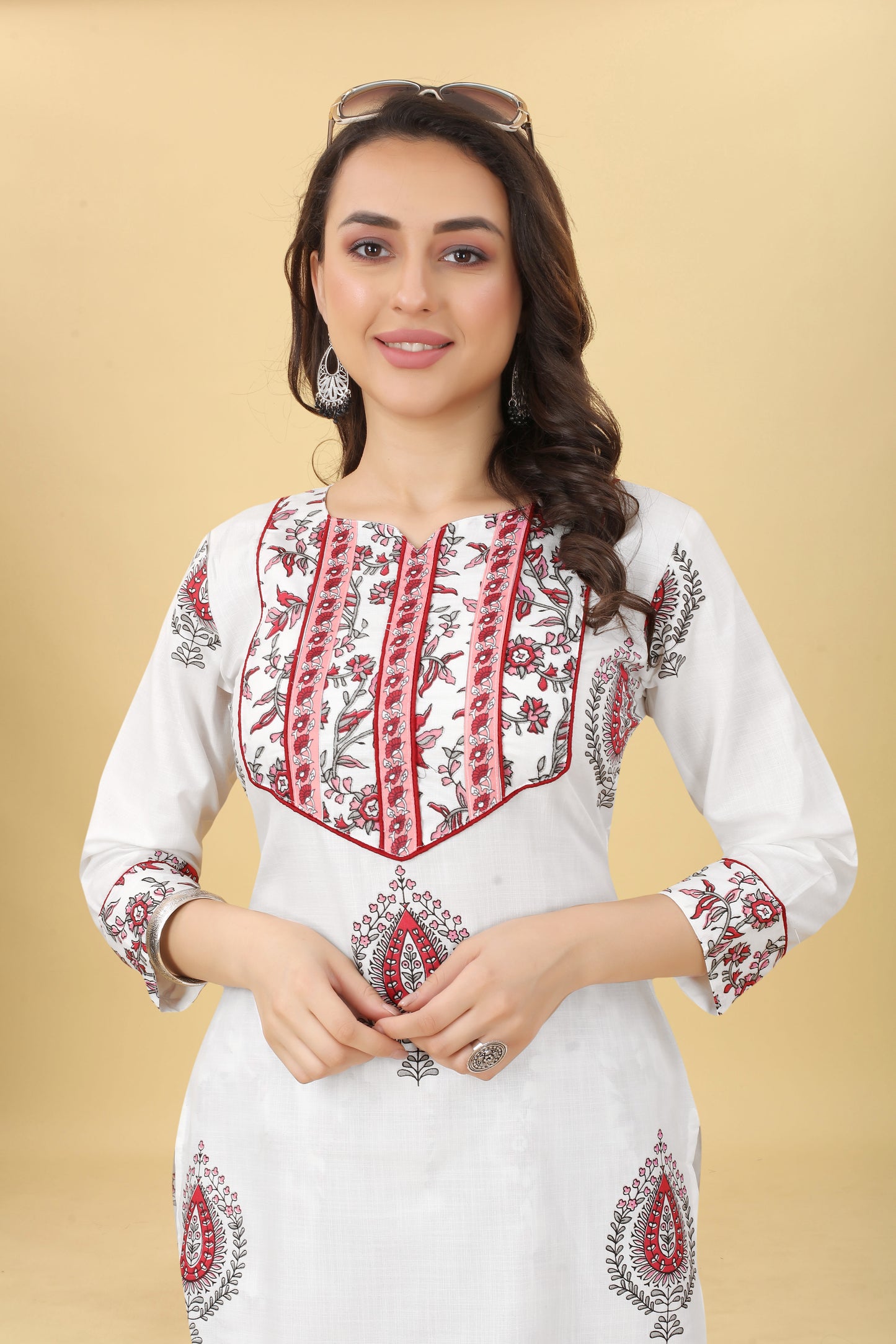 White Women Cotton Fabric Printed Straight Kurti With Pant